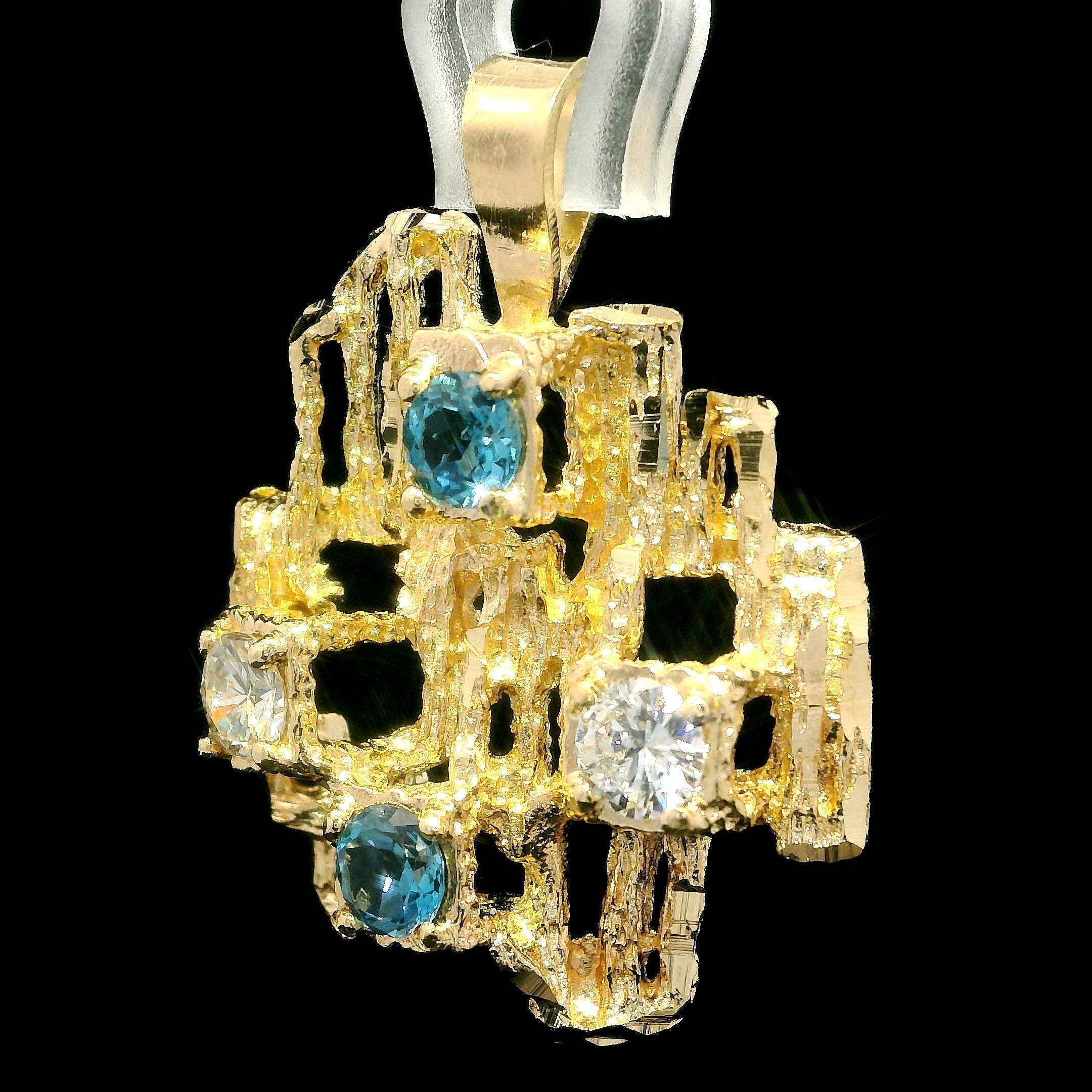Brilliant Cut Vintage 14k Yellow Gold Fiery White and Blue Diamond Nugget Texture Pendant For Sale