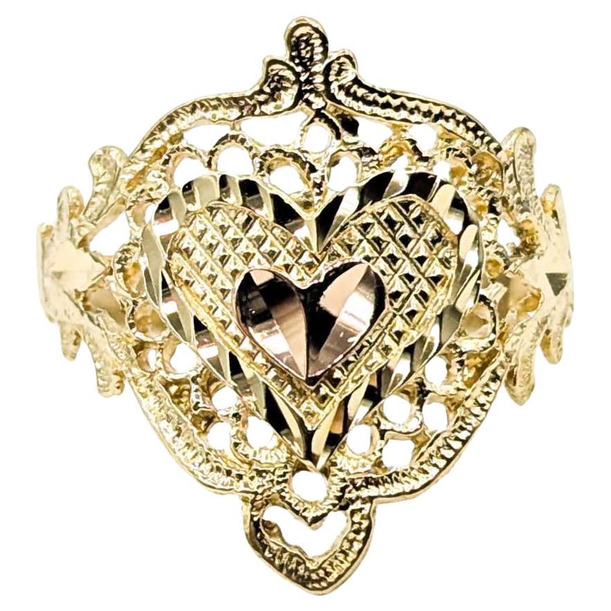Vintage 14k Yellow Gold Filigree Heart Ring For Sale