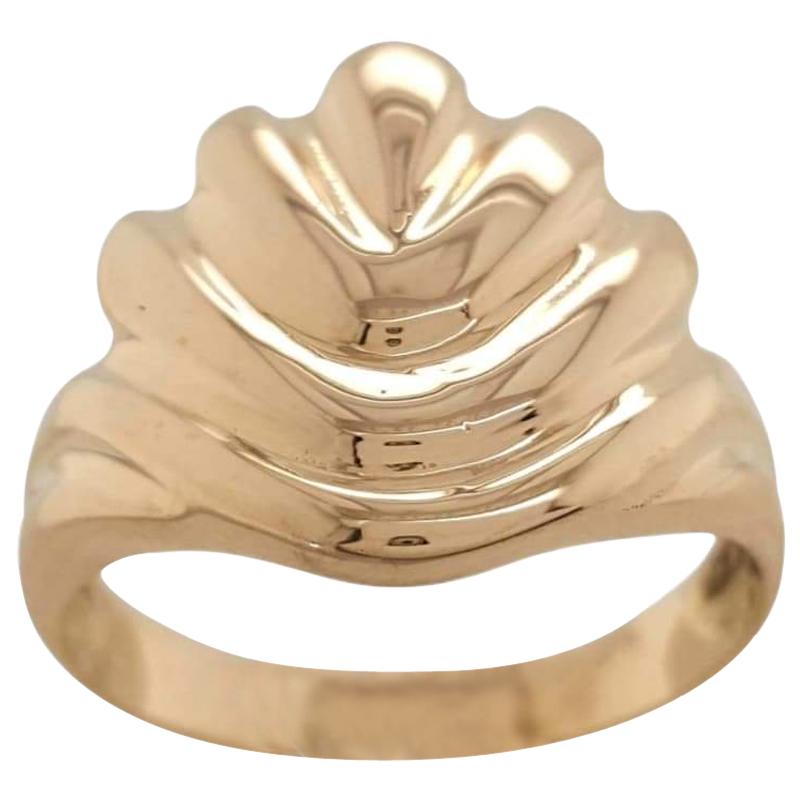 Vintage 14 Karat Yellow Gold Fluted Design Ring