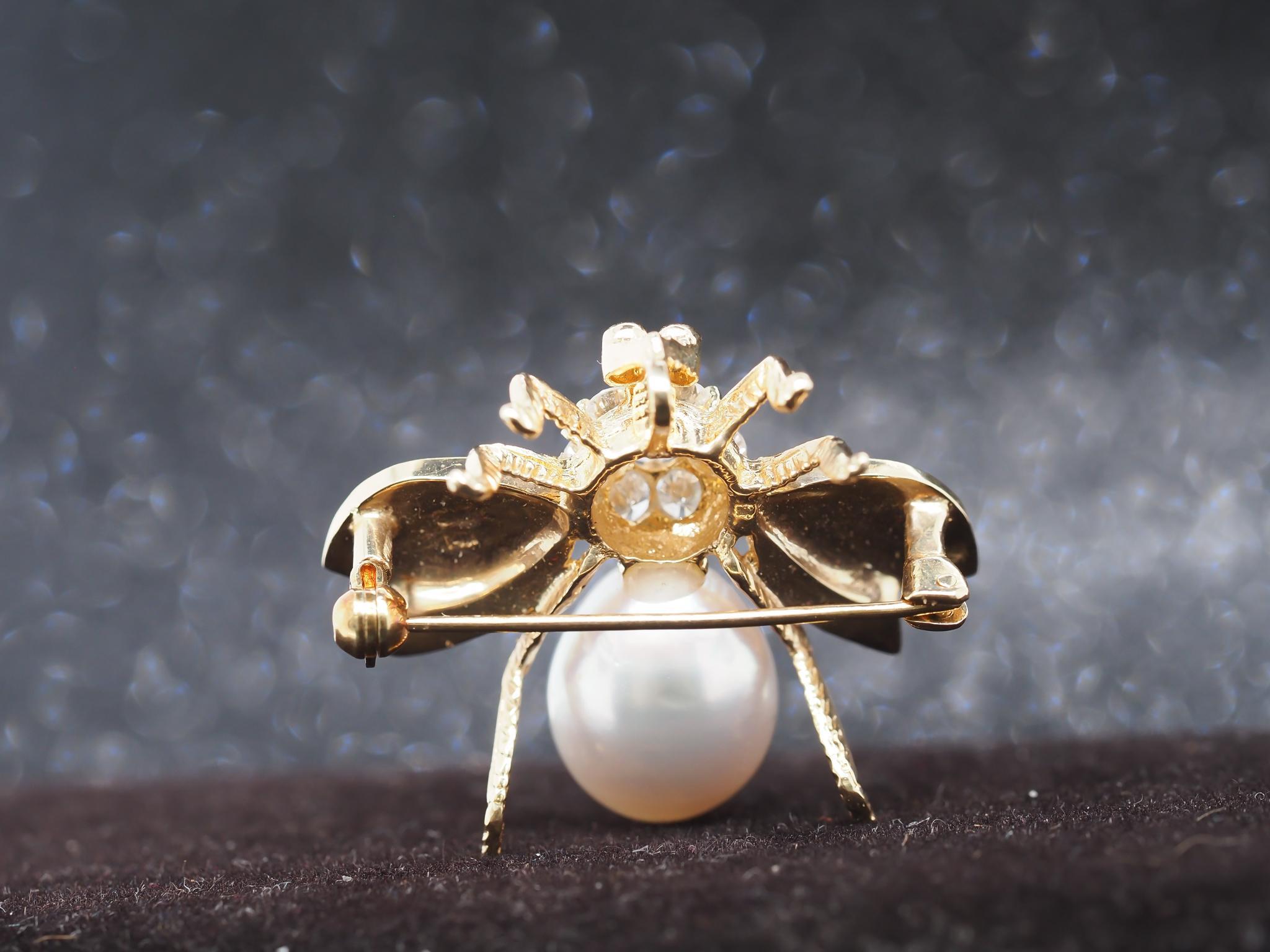 Broche Vintage Mosca de Oro Amarillo de 14K con Perla y Diamantes en venta 1