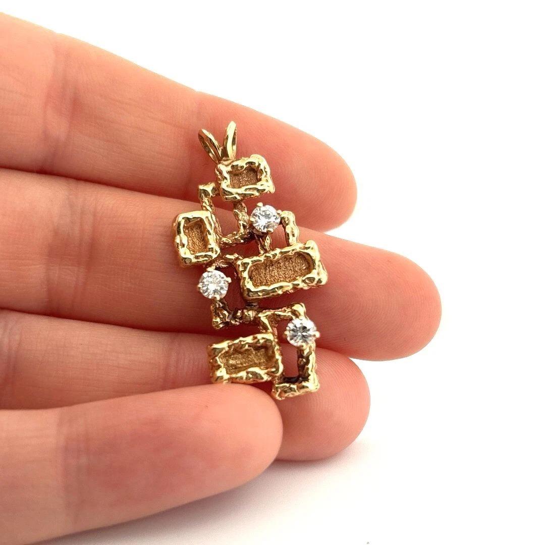 Round Cut Vintage 14K Yellow Gold Freeform Modernist 6.64 Grams .50ctw Diamond Pendant For Sale