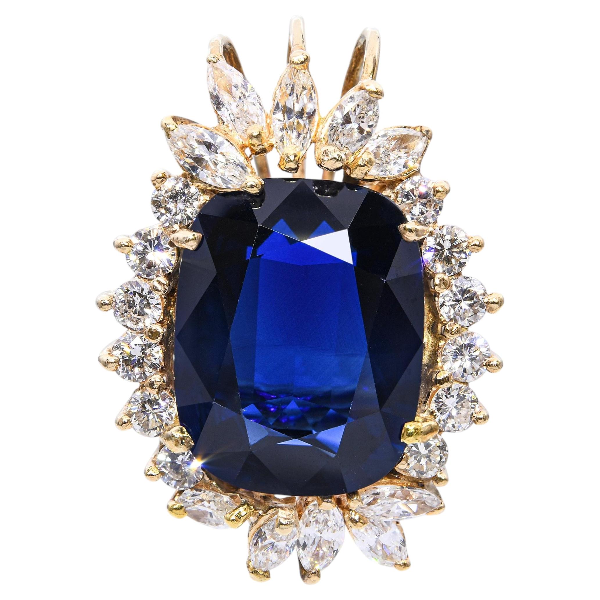 Pendentif vintage en or jaune 14 carats, serti d'un saphir de 13,77 carats certifié GIA et de diamants