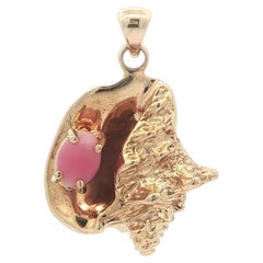 Ciondolo con conchiglia di conchiglia rosa naturale in oro giallo 14k GIA d
epoca