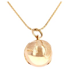 Vintage 14K Yellow Gold Globe Charm Pendant Necklace