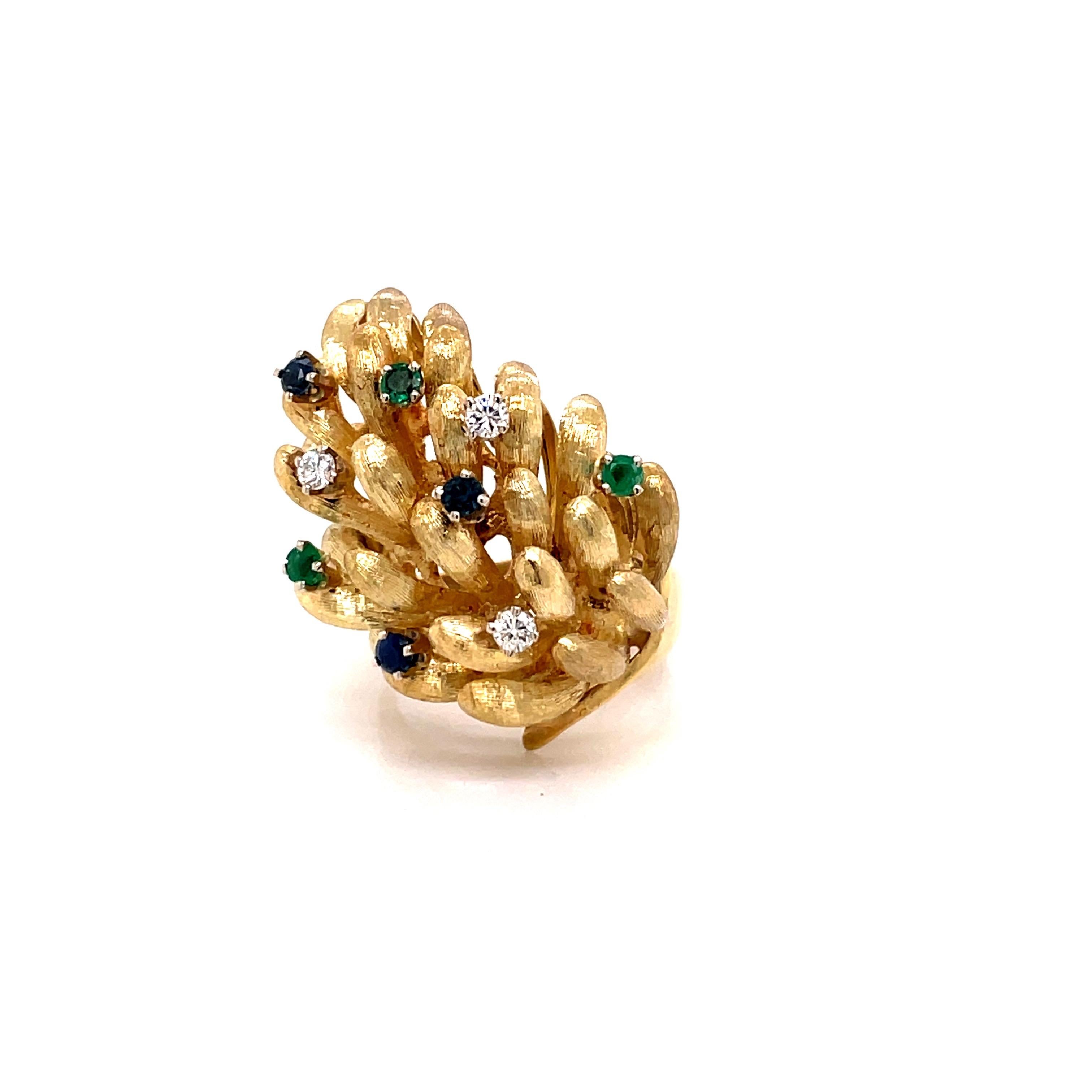 Vintage 14K Yellow Gold Grape Bunch Ring with Diamonds, Emeralds and Sapphires In Good Condition For Sale In Boston, MA