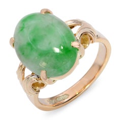 Vintage 14K Yellow Gold Green Jade Cabochon Statement Ring