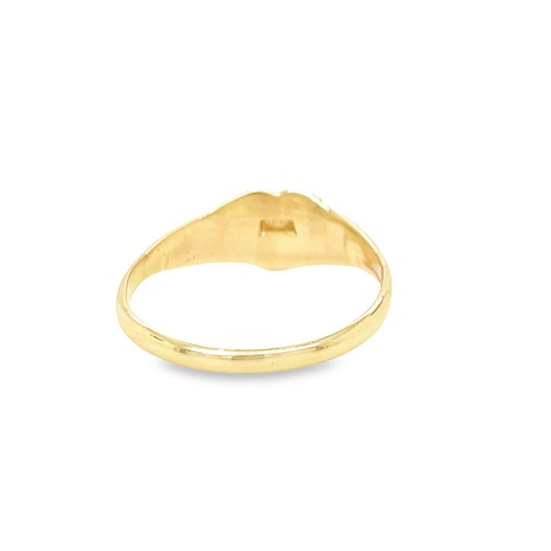 Women's Vintage 14k Yellow Gold Heart Scroll Shoulders Signet Ring For Sale