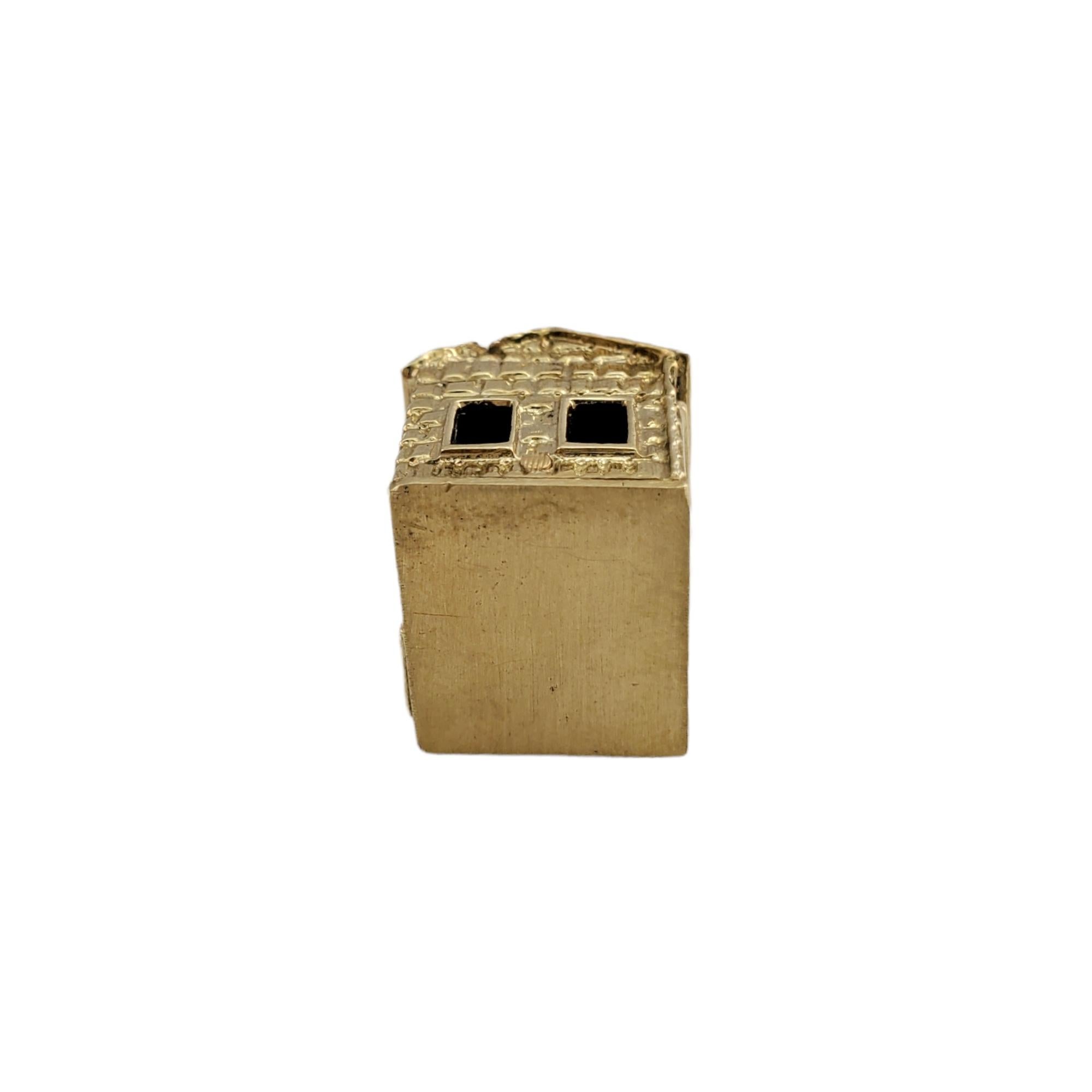 Charm casa d'epoca in oro giallo 14K con figure all'interno #18419 3