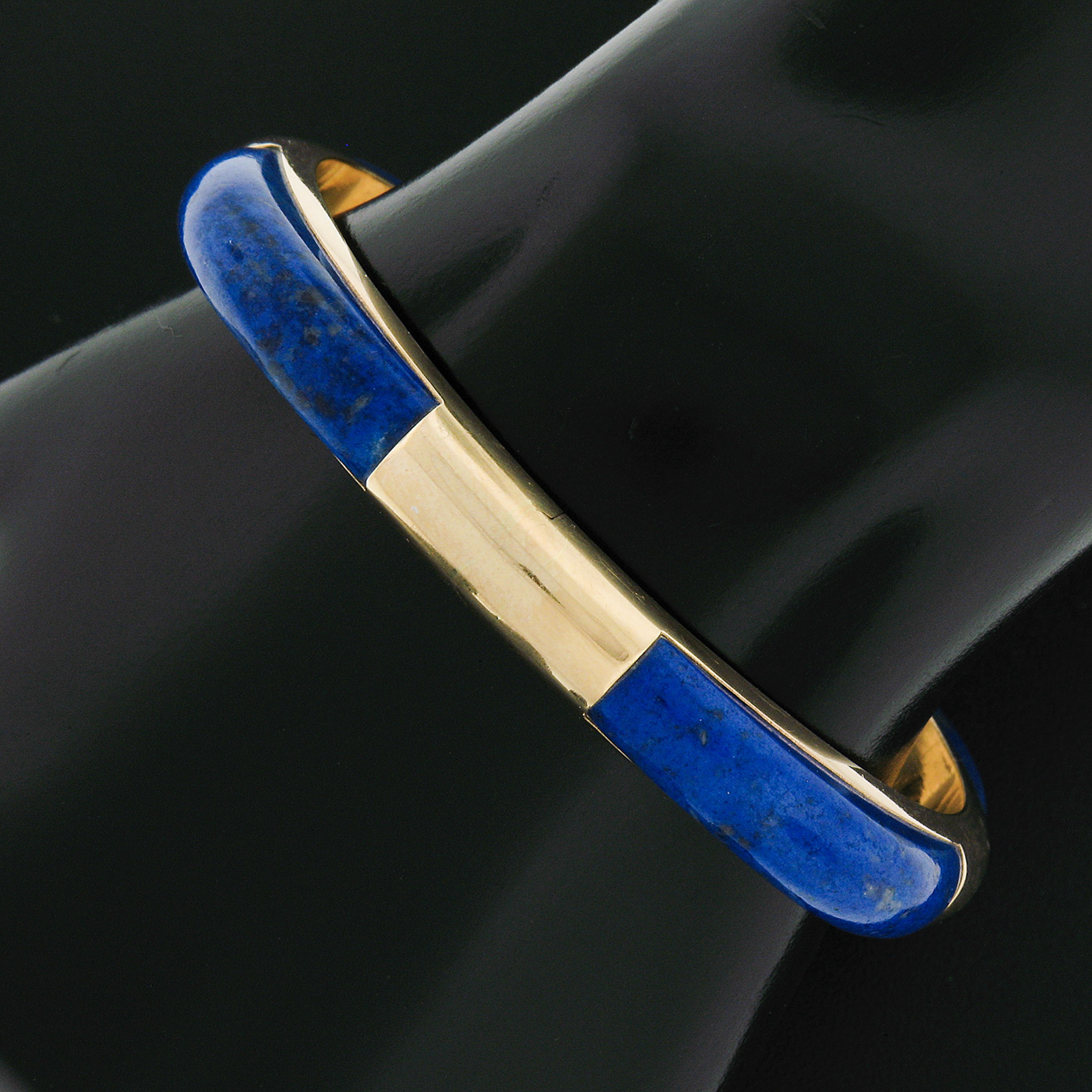 Retro Vintage 14K Yellow Gold Inlaid Set Blue Lapis Hinged Open Bangle Bracelet For Sale