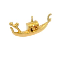 Vintage 14k Yellow Gold Italian Gondola Boat w/ 2 Passengers Charm Pendant