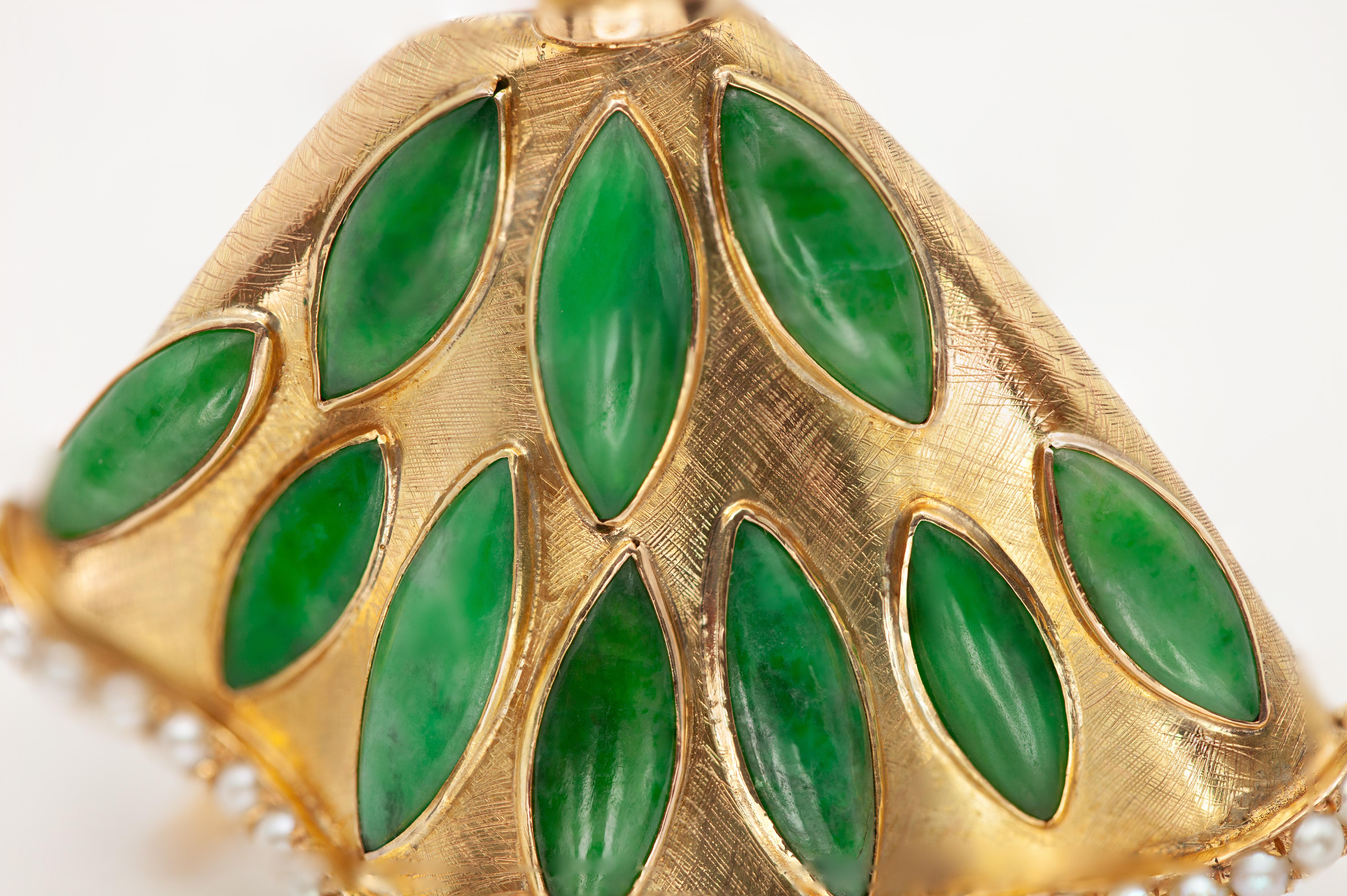 Broche bailarina vintage de oro amarillo de 14 quilates con jade y perlas en venta 9