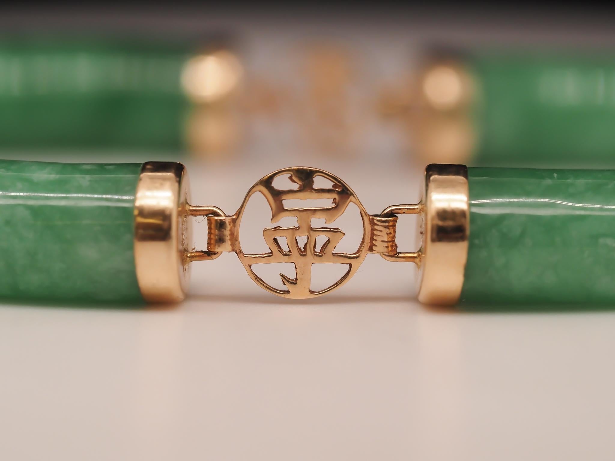 Year: 1970s
Item Details:
Metal Type: 14K Yellow Gold [Hallmarked, and Tested]
Weight: 18.7 grams (All Items Total)
Stone Details:
Type: Jade (natural)
Bracelet Length Measurement: 7 Inches Long
Bracelet Width Measurement: 7mm Wide
Condition: