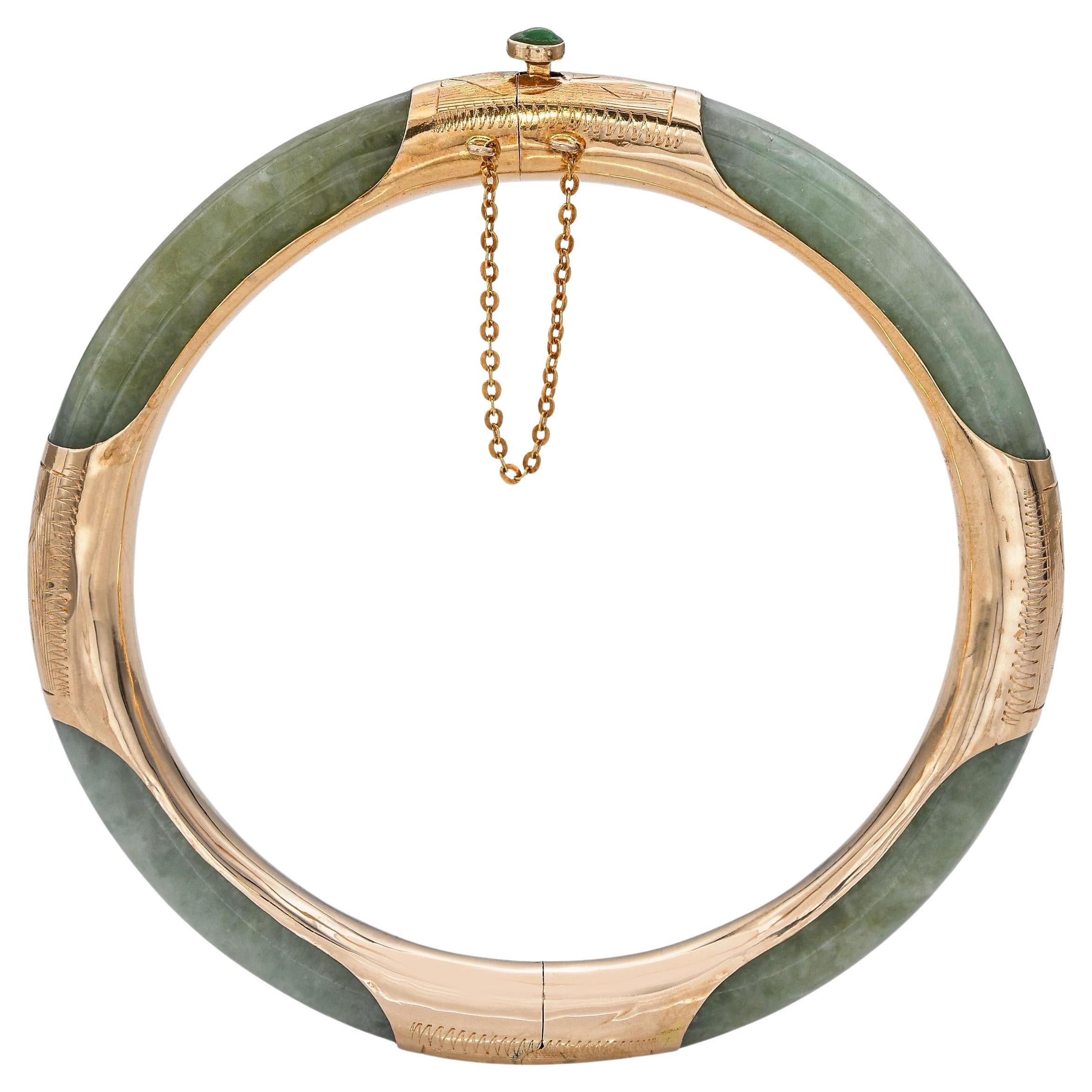 Bracciale a cerniera di giada d'epoca in oro giallo 14k in vendita