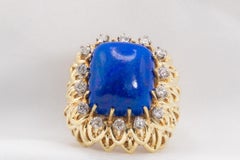 Vintage 14k Yellow Gold Lapis Lazuli and Diamond Ring