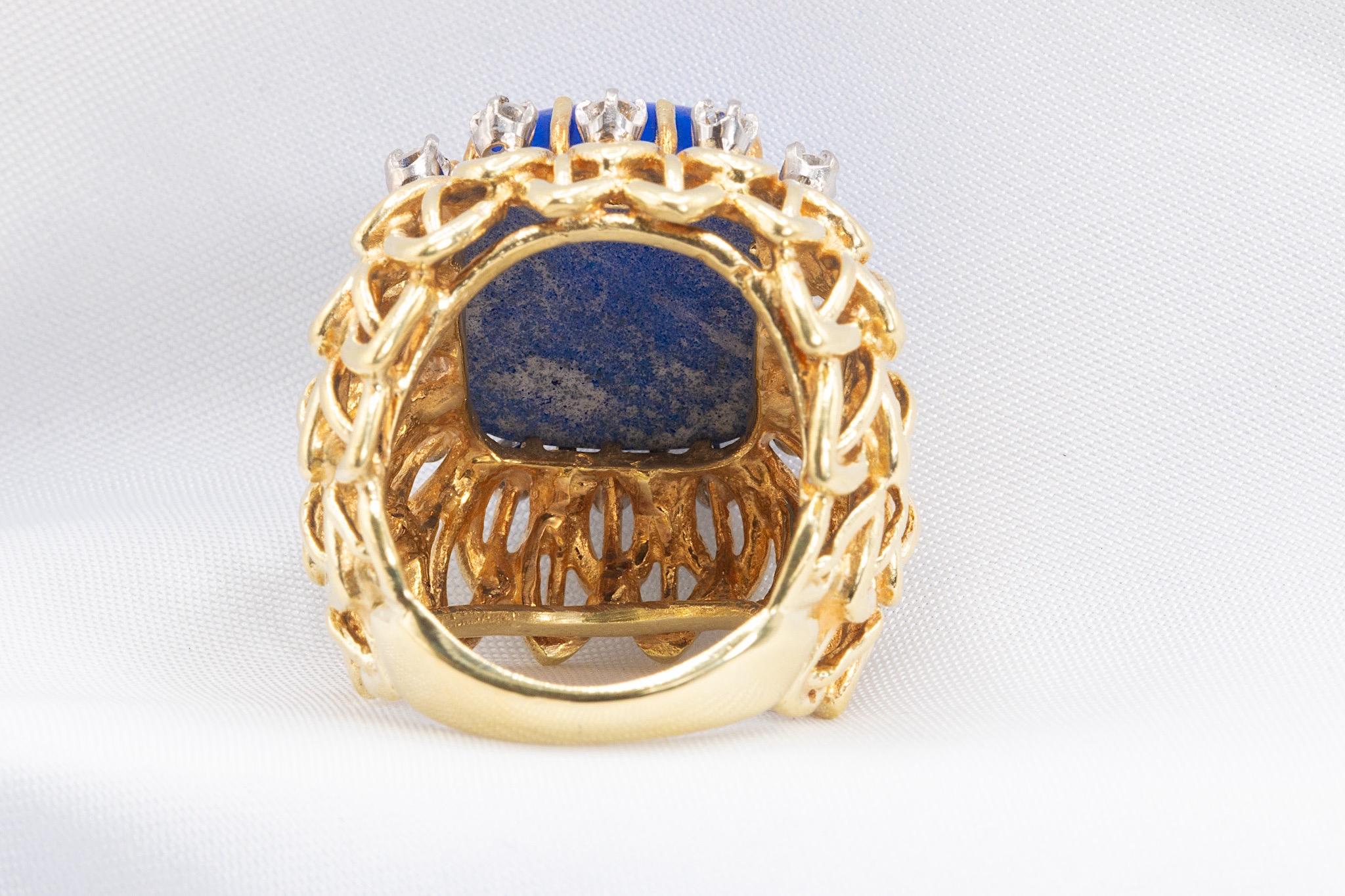 Women's or Men's Vintage 14k Yellow Gold Lapis Lazuli and Diamond Ring For Sale