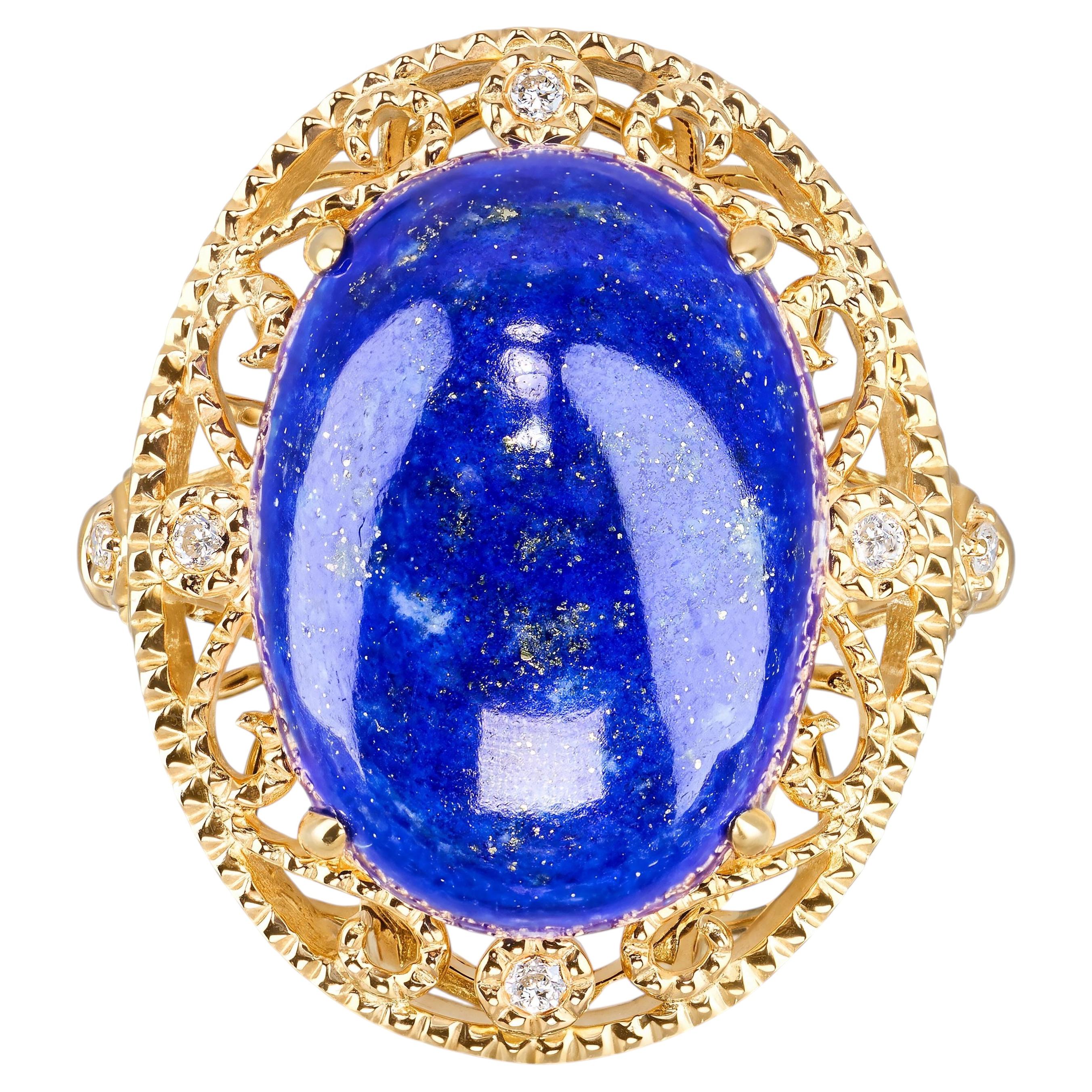 Vintage 14k Yellow Gold Lapis Lazuli Cabochon and Diamond Ornamental Ring