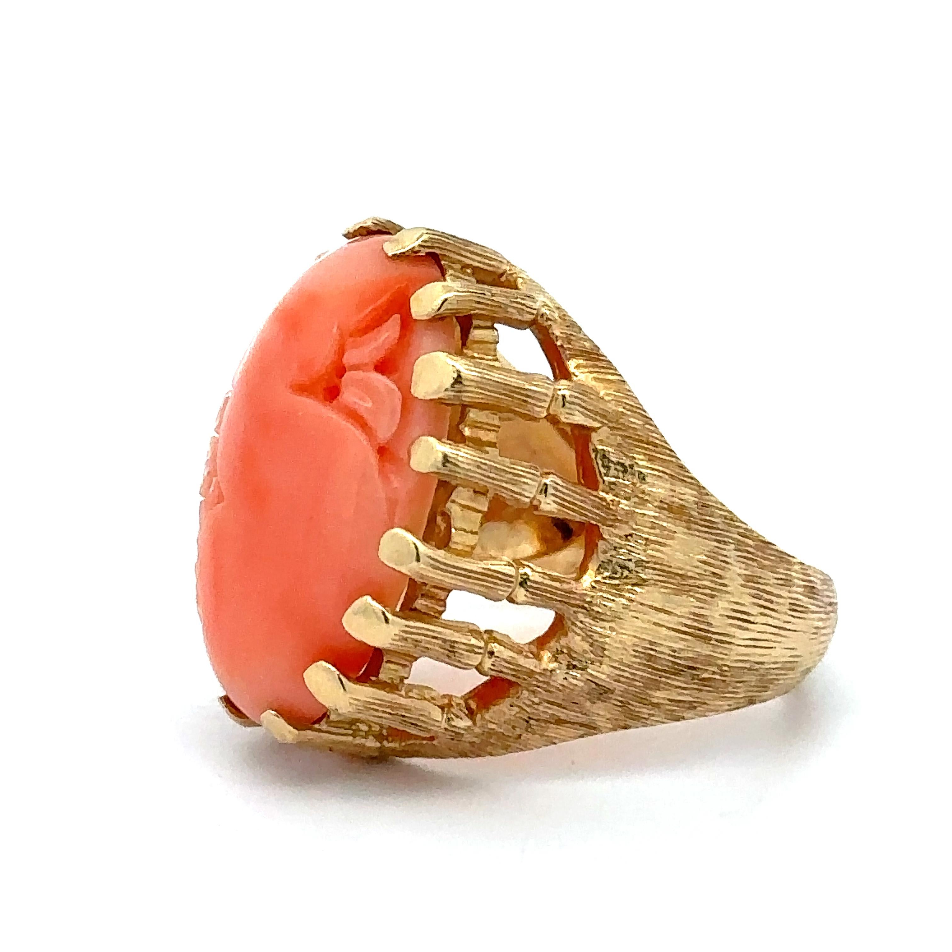 Vintage 14k Yellow Gold Large Carved Coral Cabochon Handmade Cocktail Ring For Sale 7