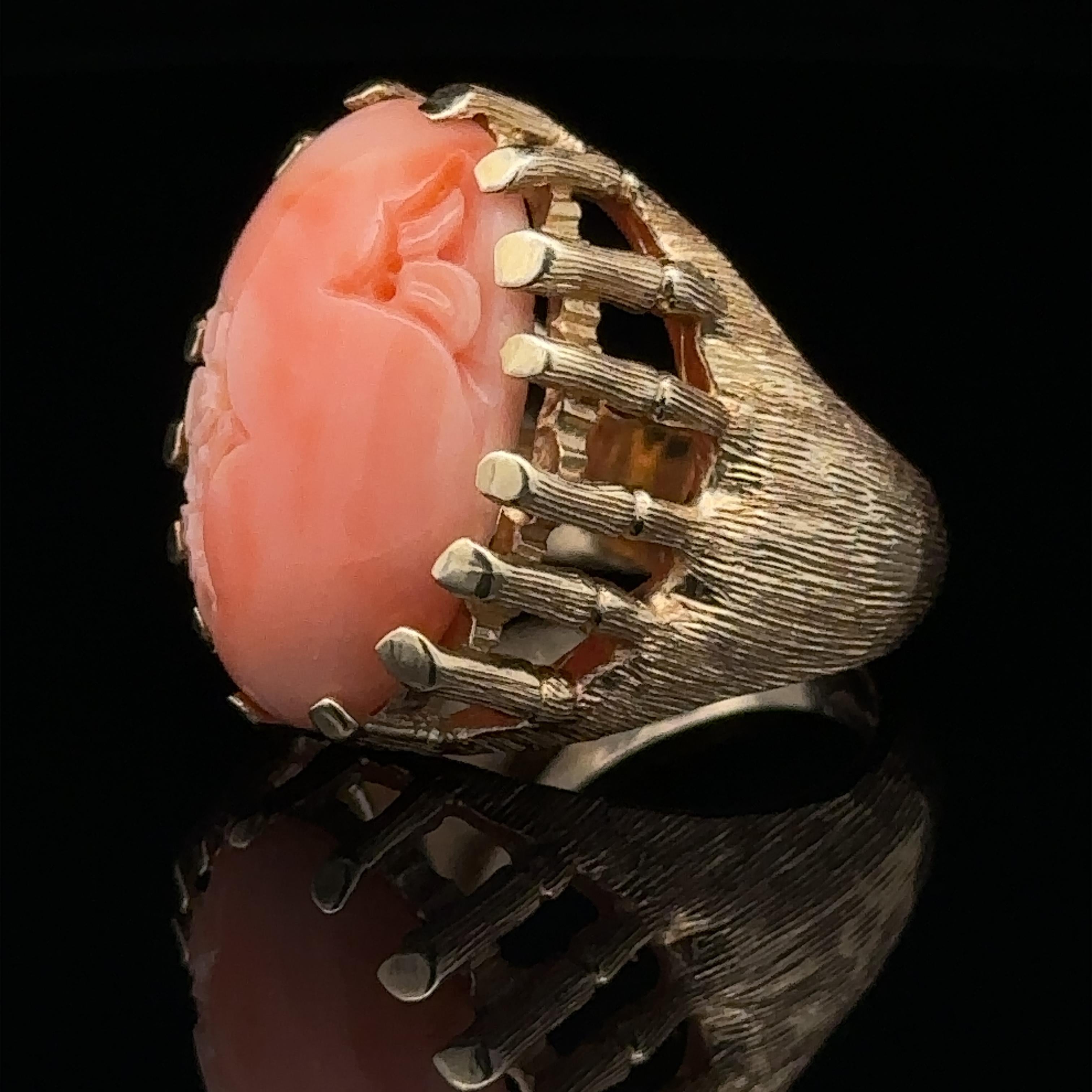Women's Vintage 14k Yellow Gold Large Carved Coral Cabochon Handmade Cocktail Ring For Sale