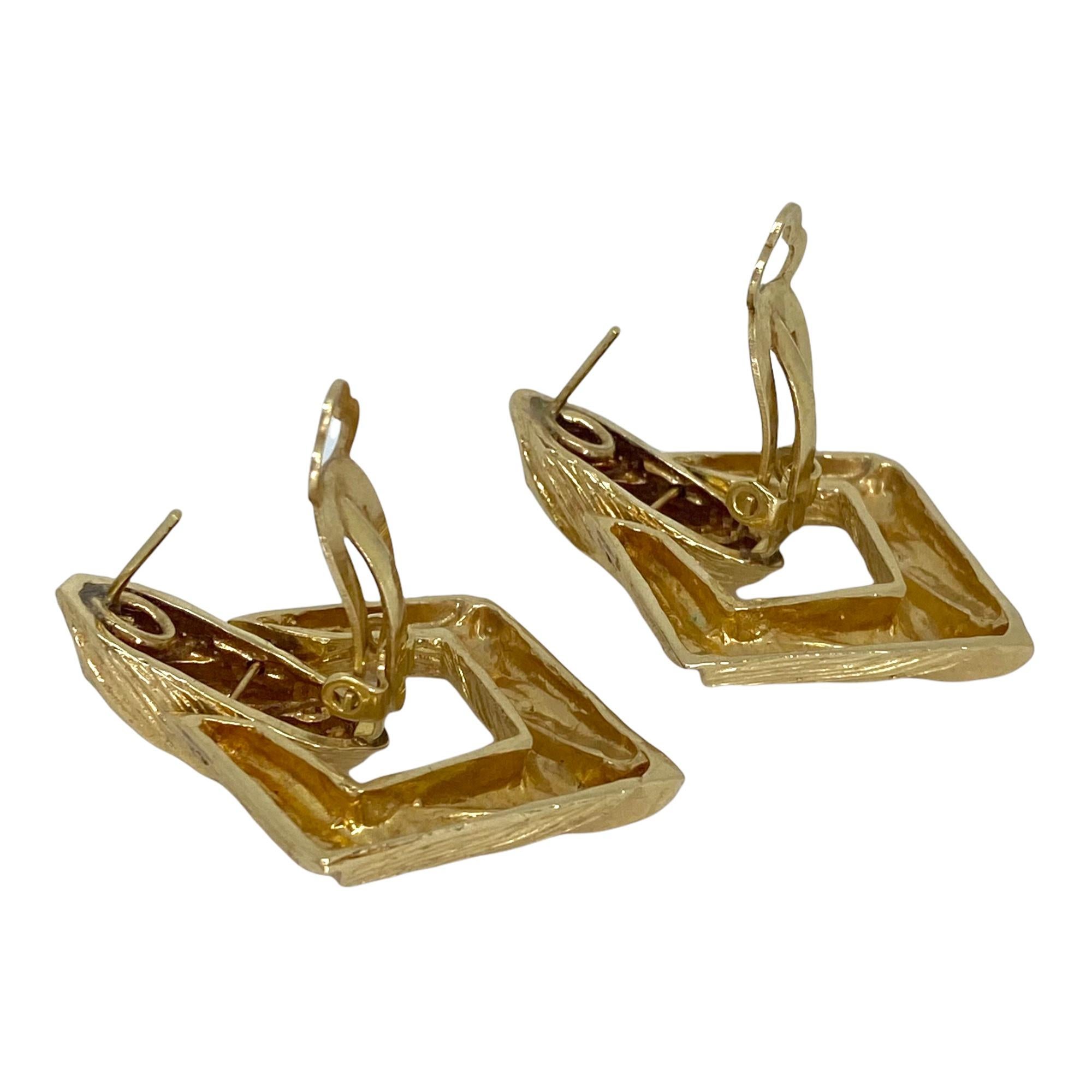 Vintage 14K Yellow Gold Large Door Knocker Style Earrings In Good Condition For Sale In Henderson, NV