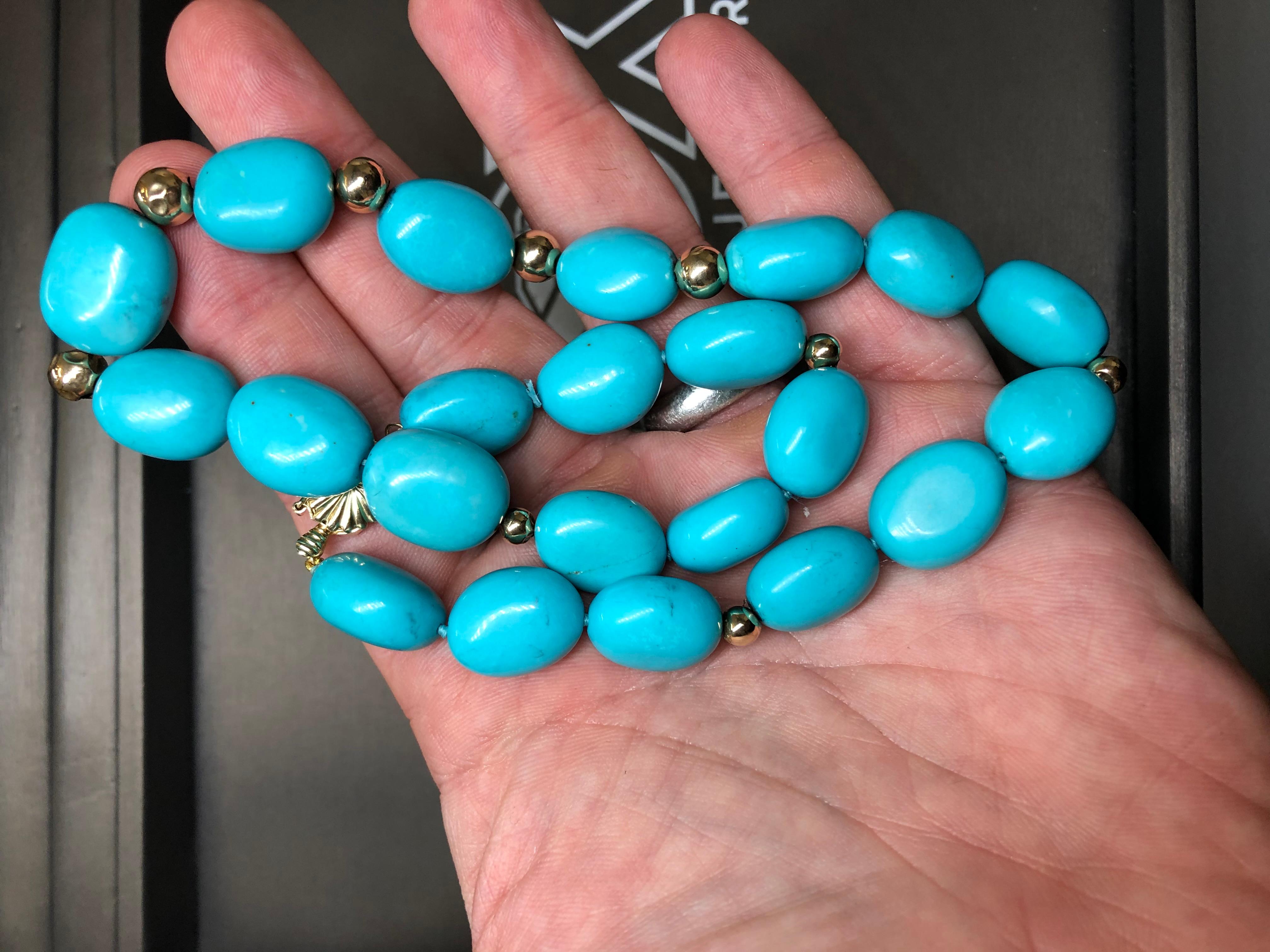Contemporary Vintage 14K Yellow Gold Large Tumbled Turquoise Pebble Bead Necklace 18” For Sale