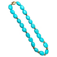 Collier vintage en or jaune 14 carats avec grande turquoise tachetée et perles en forme de galets 18