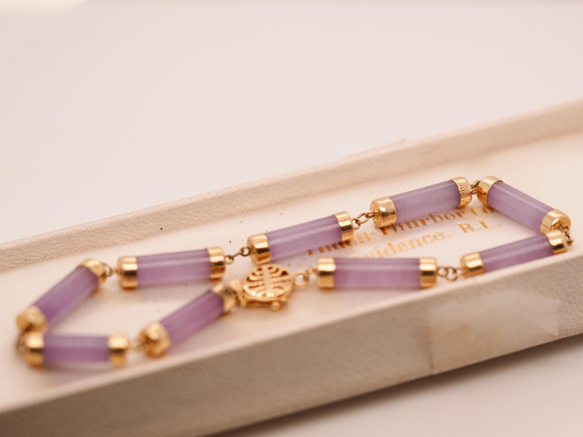 Bracelet à maillons vintage en or jaune 14 carats et jade lavande Bon état - En vente à Hicksville, NY