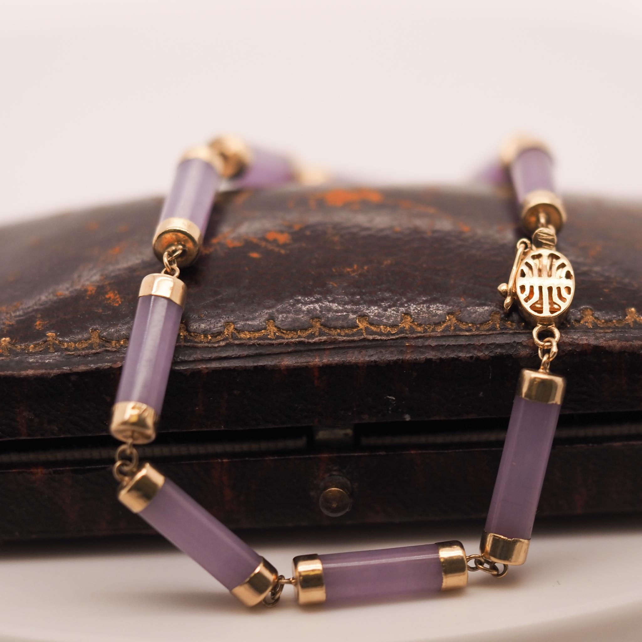 Bracelet à maillons vintage en or jaune 14 carats et jade lavande en vente 4