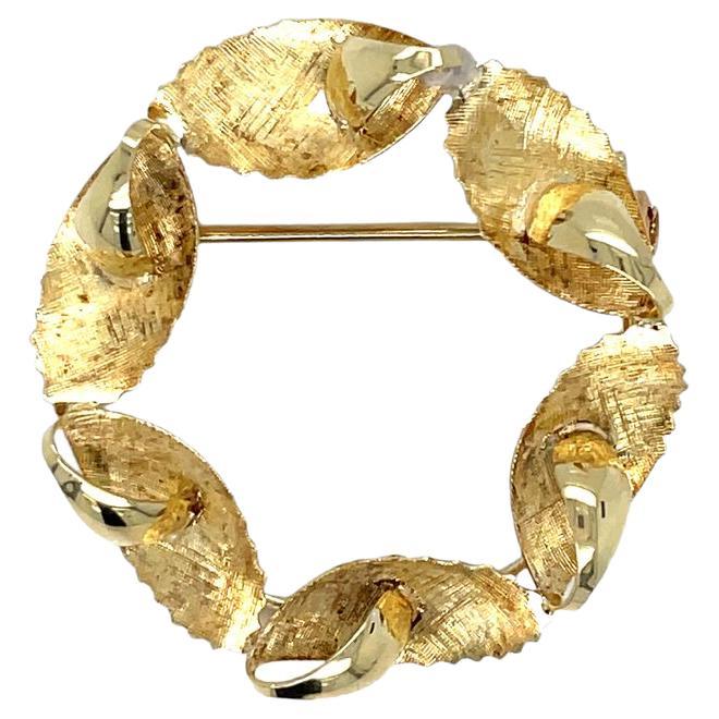 Vintage 14K Yellow Gold Leaf Wreath Swirl Brooch/Pin For Sale
