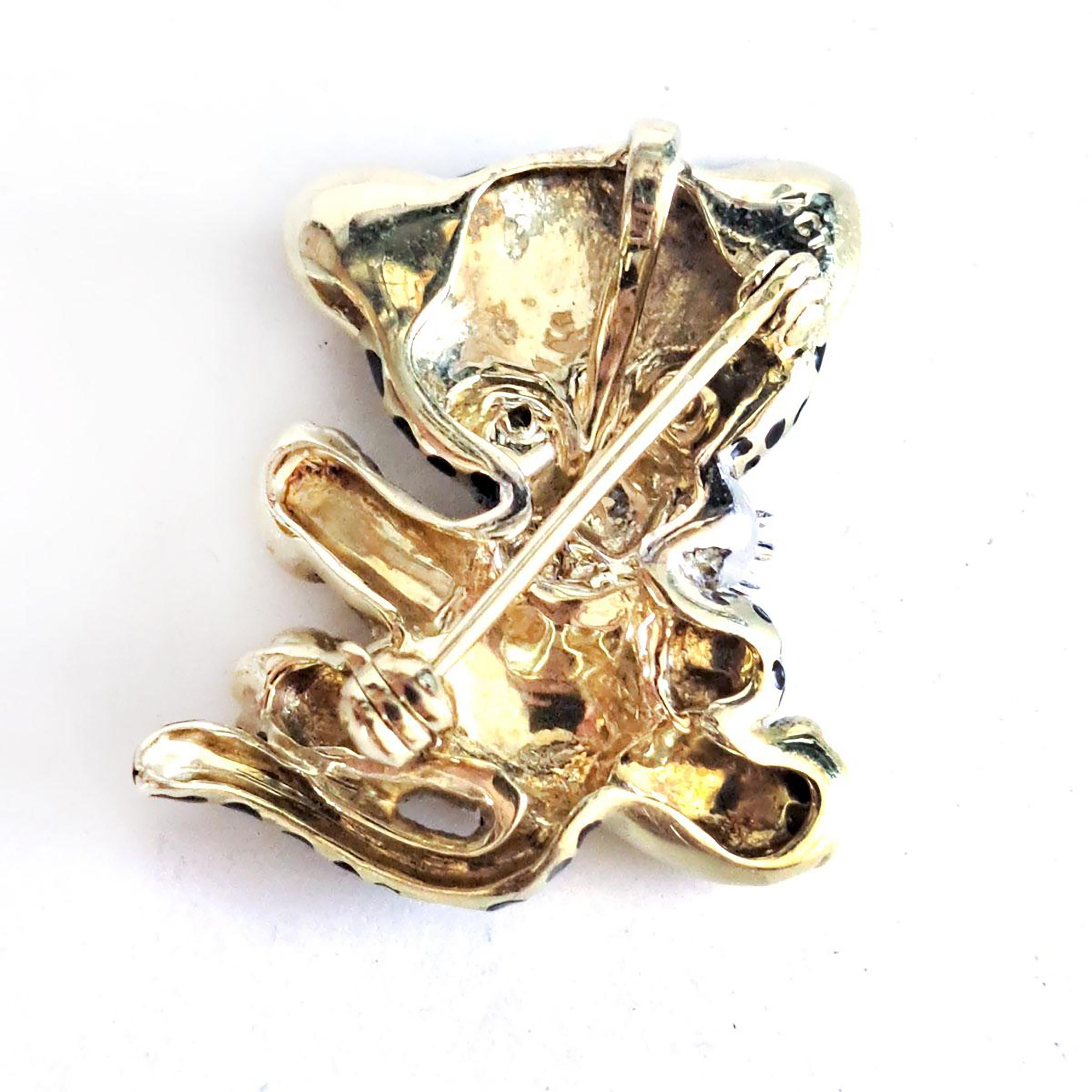 da uomo o donna Vintage 14K Yellow Gold Leopard Cub Brooch-Pendant with Diamond and Emerald Eyes in vendita