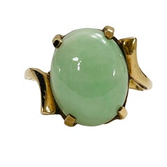 Vintage 14k Yellow Gold Light Green Jadeite Cabochon Ring