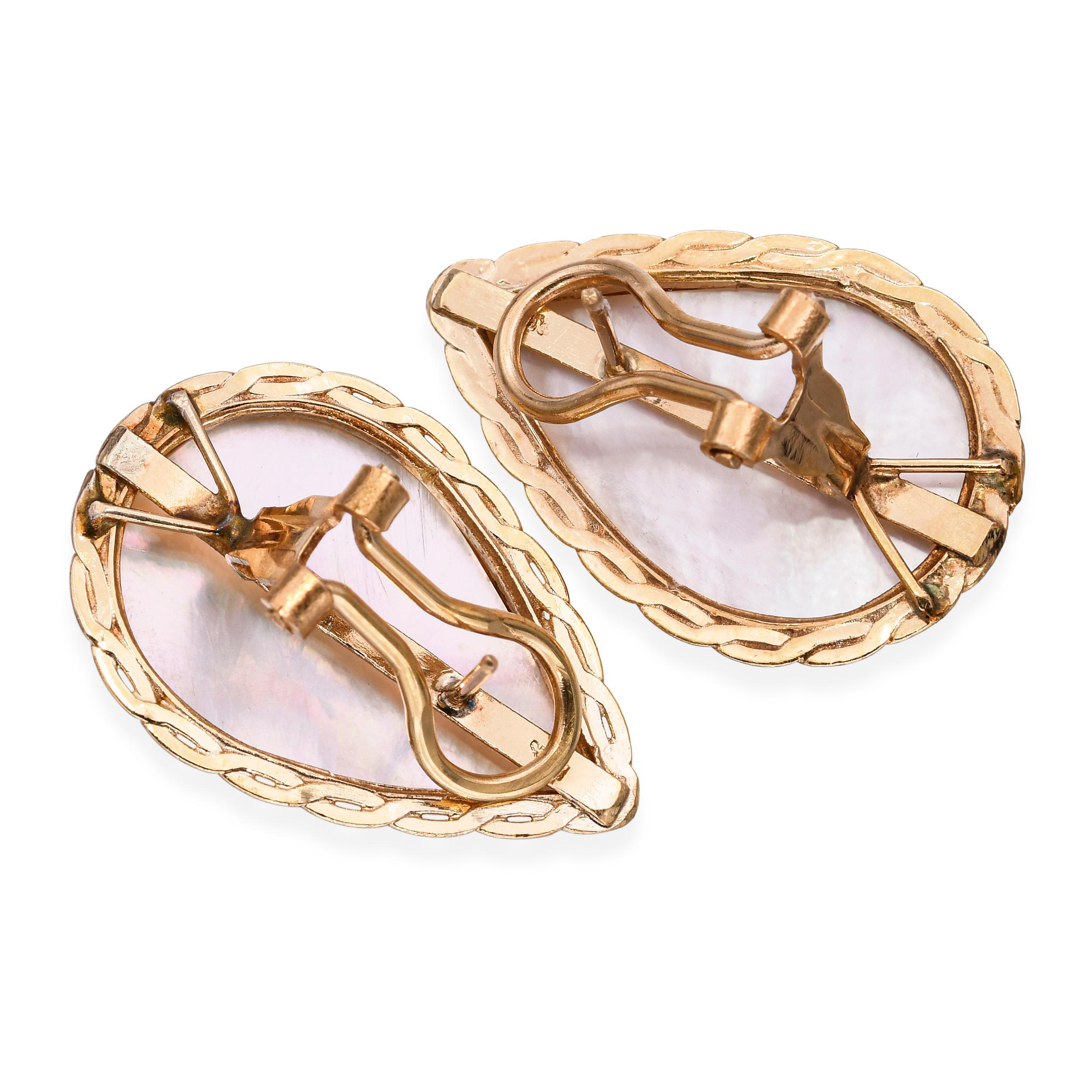 De las mujeres Pendientes de lágrima de perla Mabe de oro amarillo de 14k vintage en venta