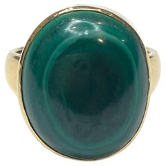 Vintage 14K Yellow Gold Malachite Cabochon Ring