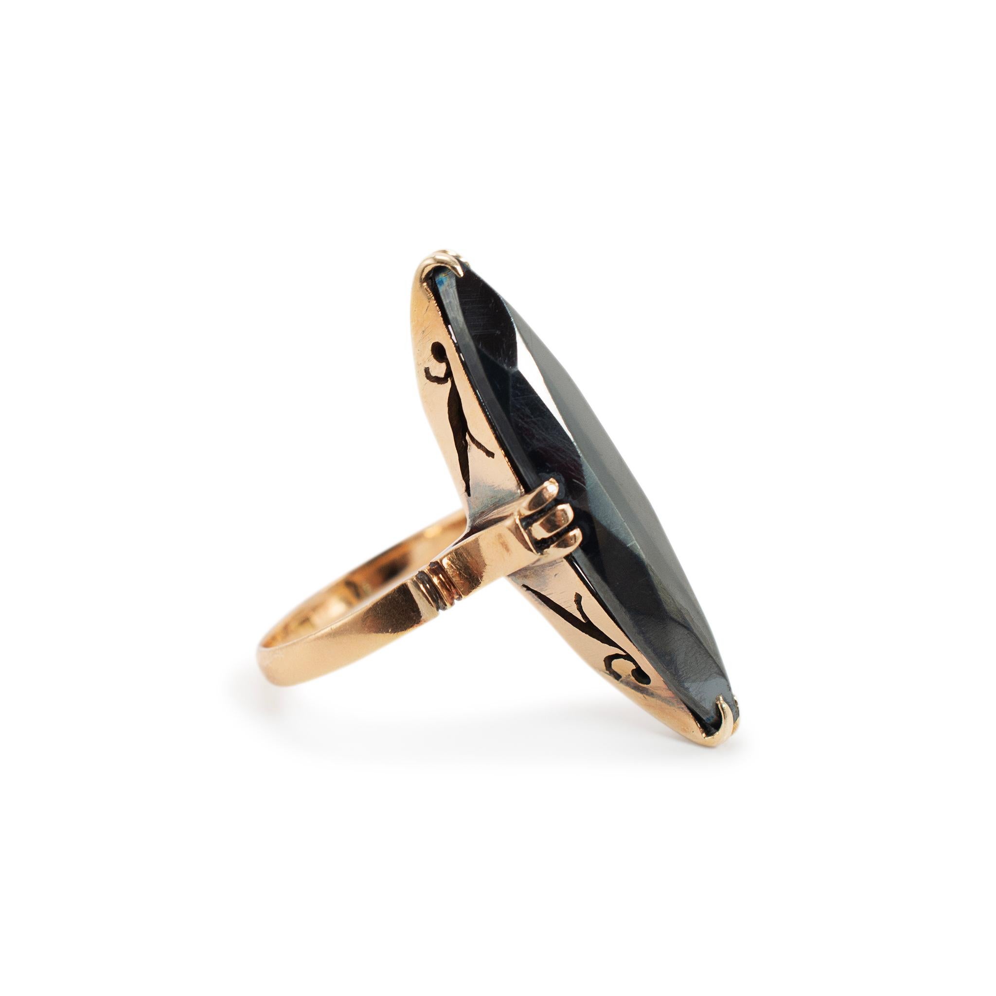 Vintage 14K Yellow Gold Marquise Shaped Hematite Cocktail Ring en Excelente estado para la venta en Houston, TX