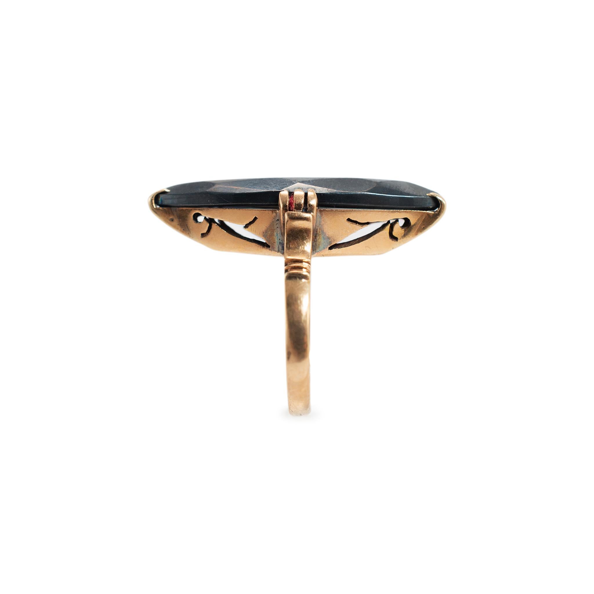 Vintage 14K Yellow Gold Marquise Shaped Hematite Cocktail Ring en venta 1