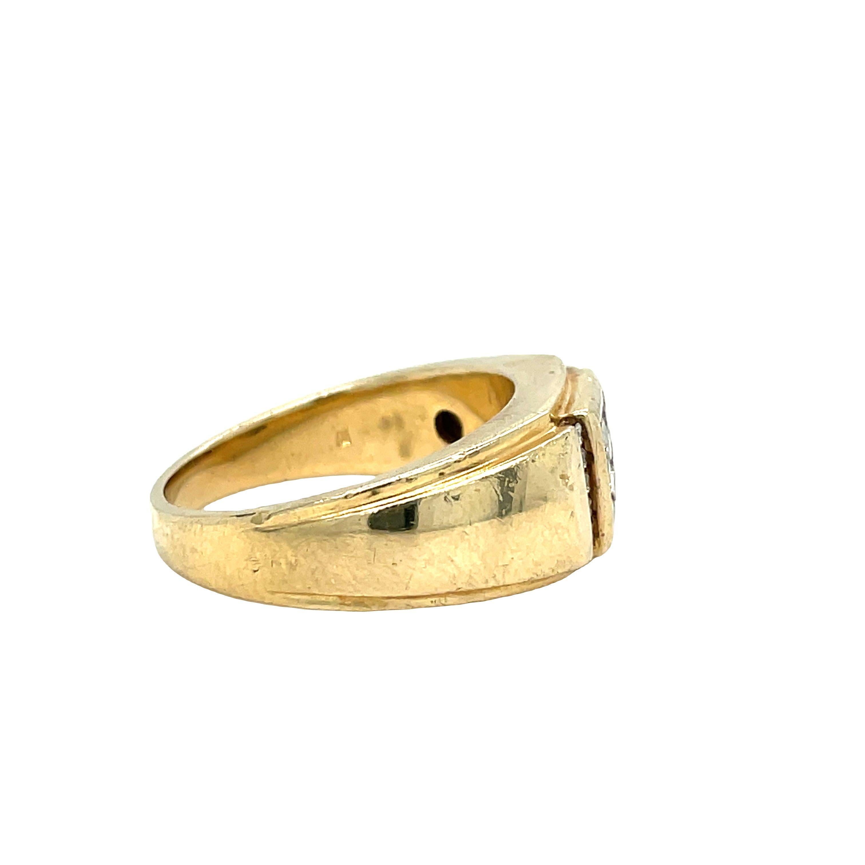 Vintage 14k Gelbgold Herren-Diamantring im Angebot 1