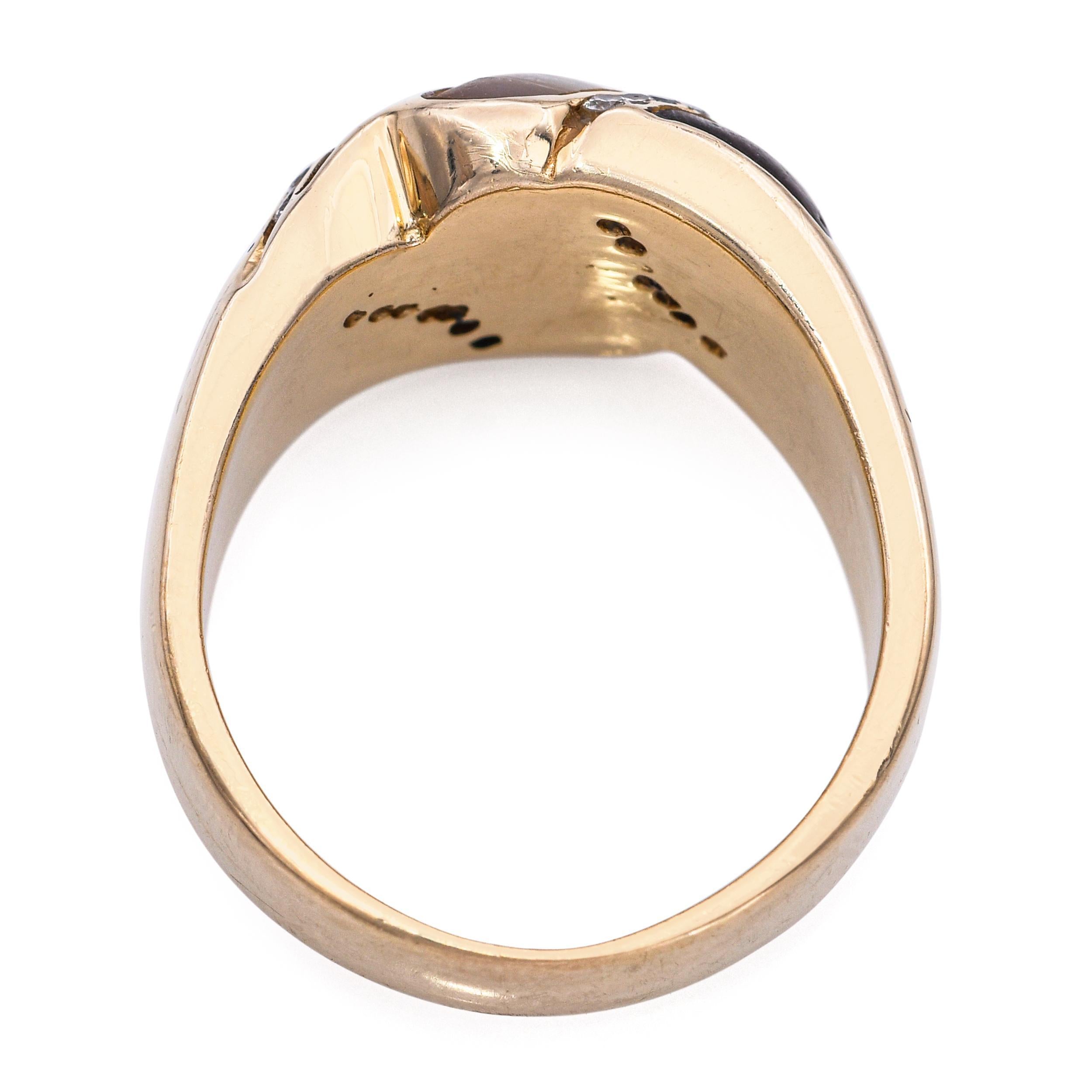 Bague vintage en or jaune 14k incrustée de nacre et de diamants Bon état - En vente à New York, NY