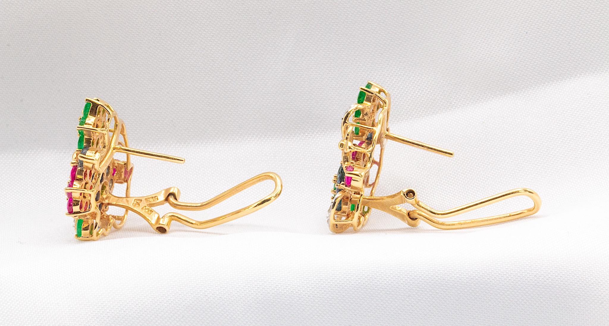 Vintage 14k Gelbgold Mehrsteinige florale Ohrringe mit Blumenmuster (Rundschliff)