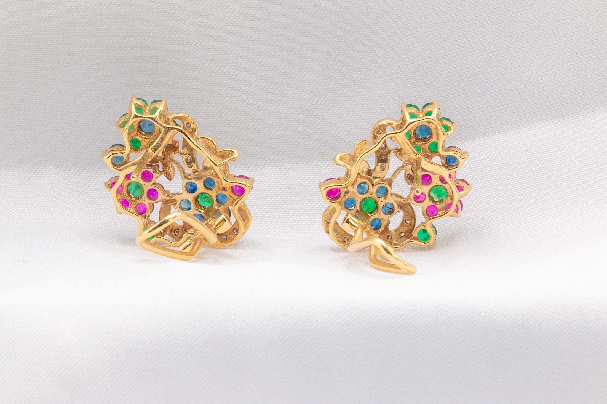 Vintage 14k Gelbgold Mehrsteinige florale Ohrringe mit Blumenmuster im Zustand „Gut“ in Houston, TX