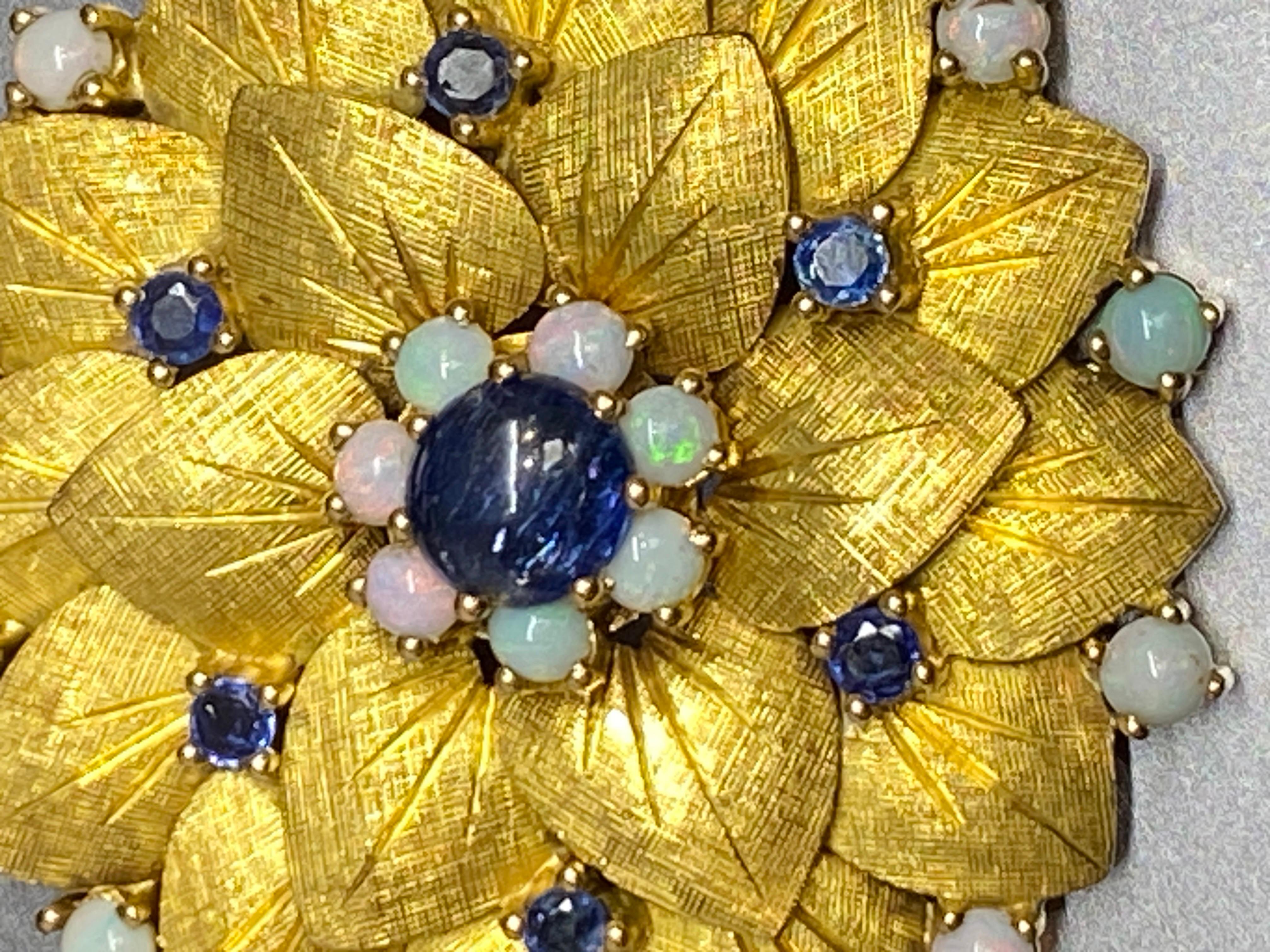 Vintage 14k Yellow Gold Natural Blue Sapphire Cabochon & Opal Flower Brooch For Sale 2
