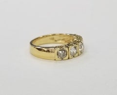 Vintage 14k Yellow Gold Old Minor Cut Diamond Set in a "Fish-tail" Wedding ring