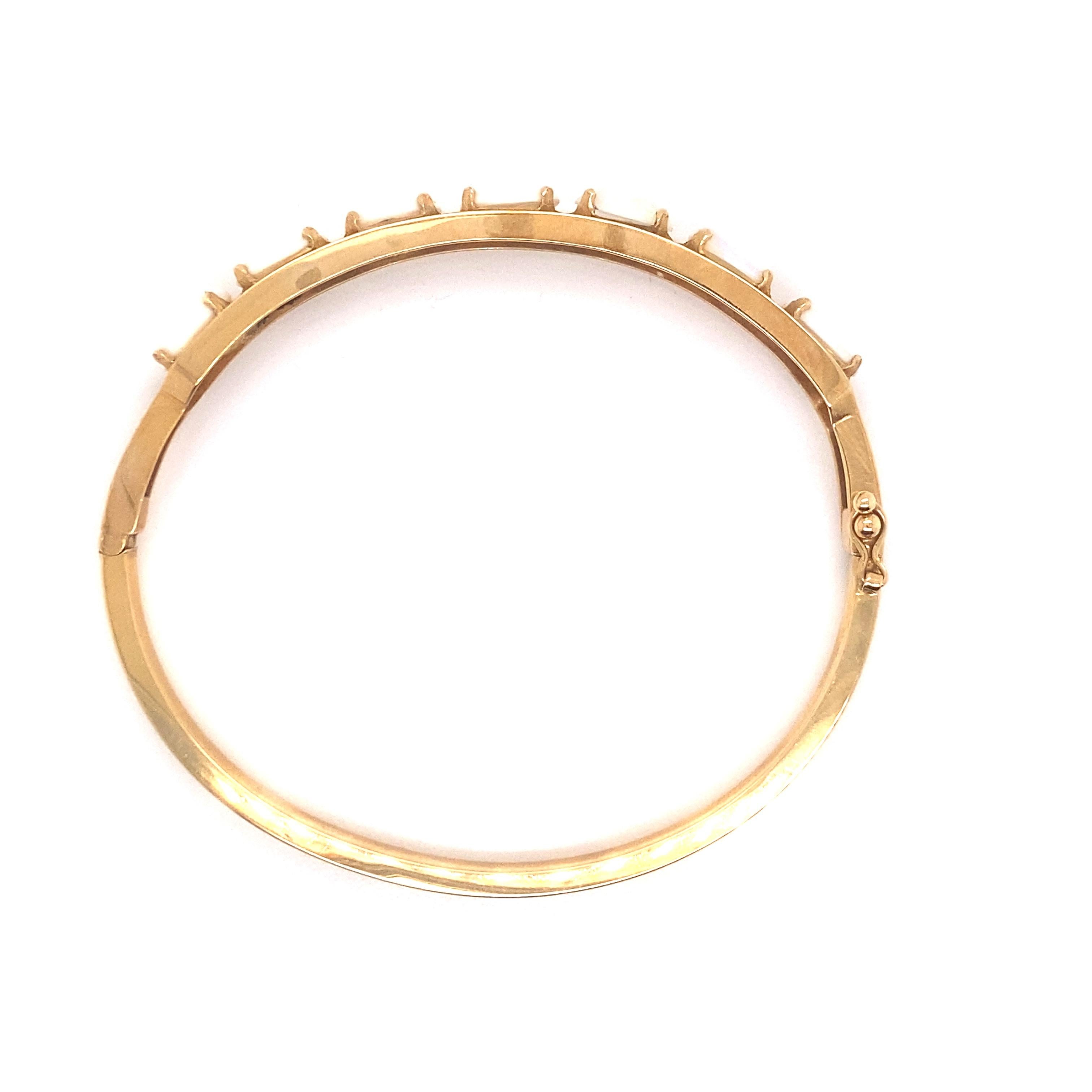 Contemporain Bracelet jonc vintage en or jaune 14 carats avec opale en vente