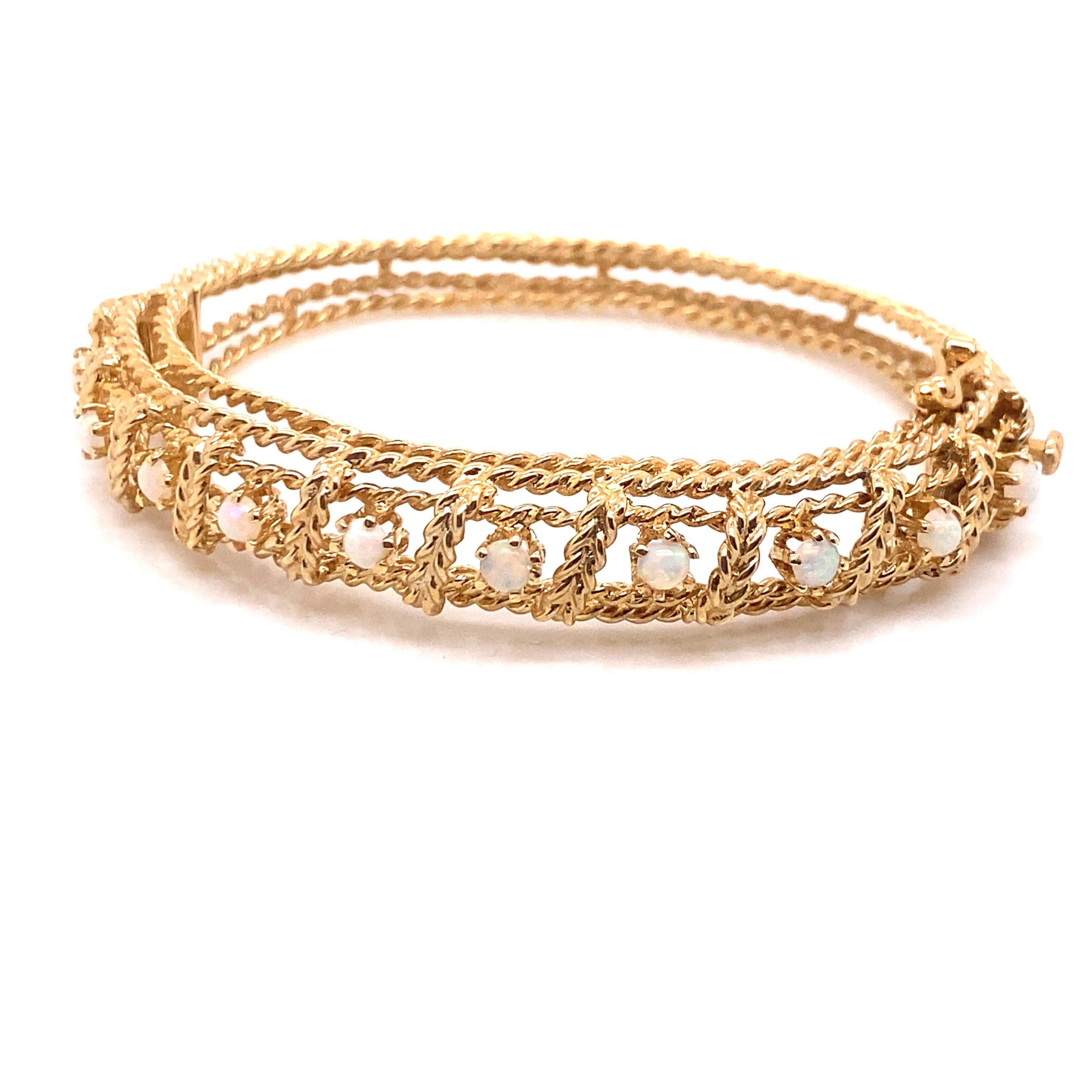 vintage 14k gold bangle bracelet