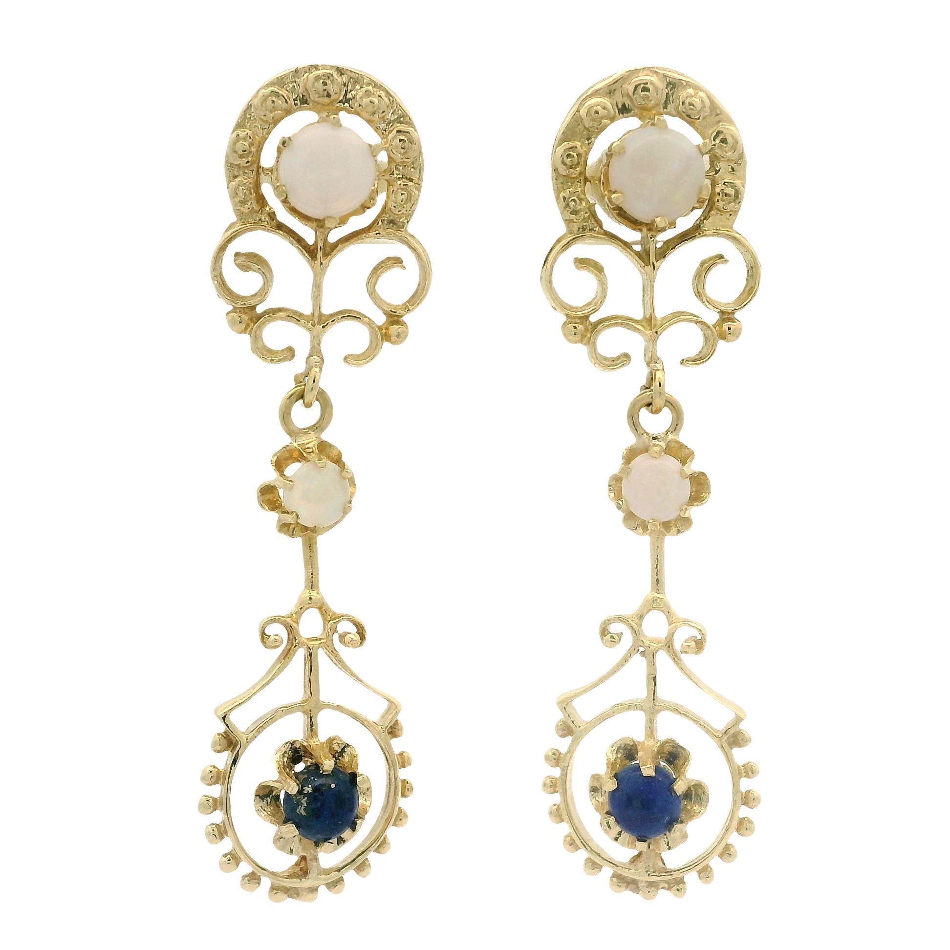 Boucles d'oreilles pendantes en or jaune 14k Opale et Lapis Lazuli Orné en vente 1