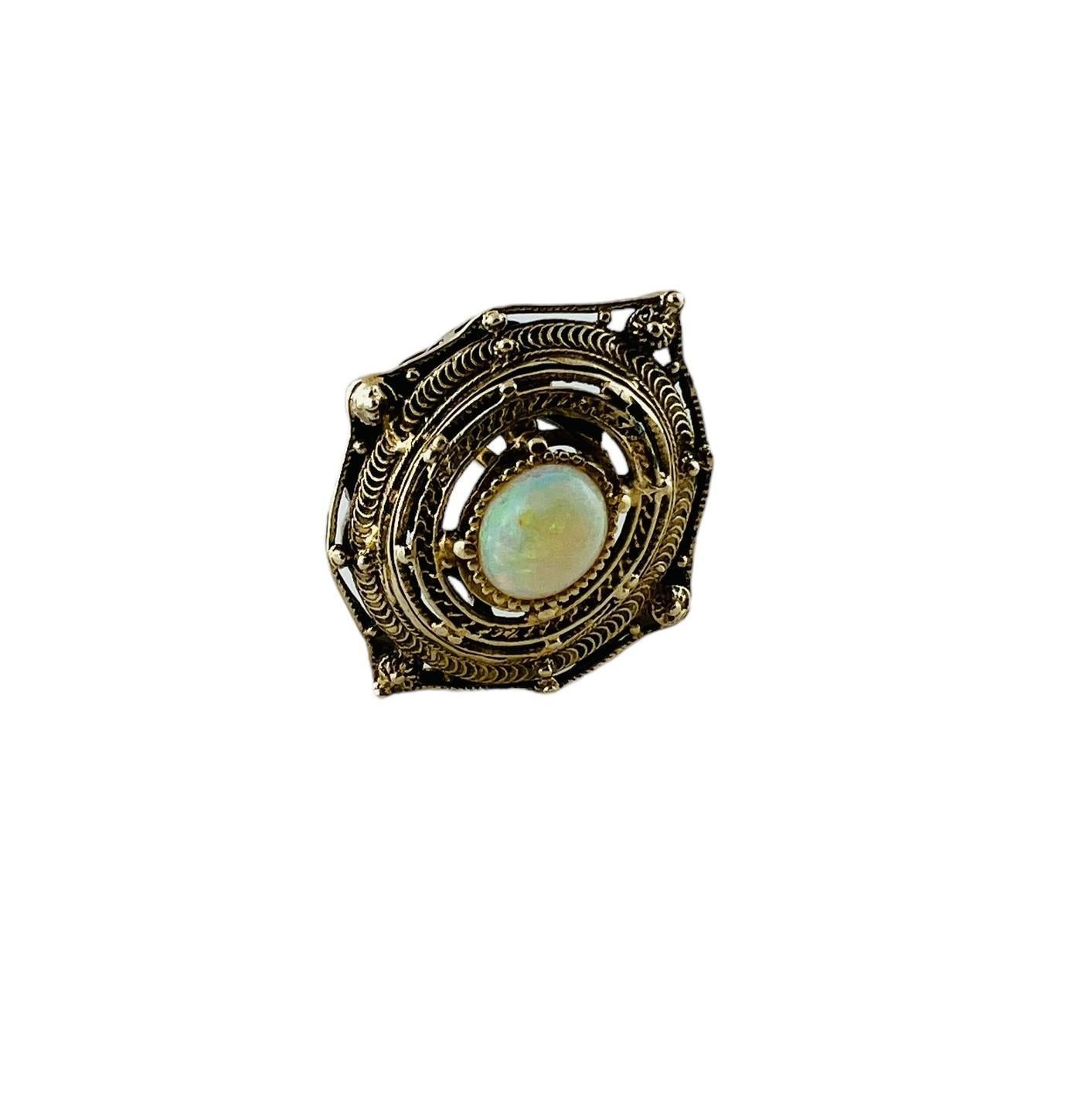Vintage 14K Yellow Gold Ornate Opal Dome Ring #17677 For Sale 2