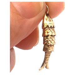 Vintage 14k Yellow gold Oscillating Fish Charm Pendant