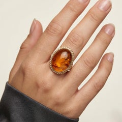 Vintage 14k Yellow Gold Oval Amber Gemstone Ring