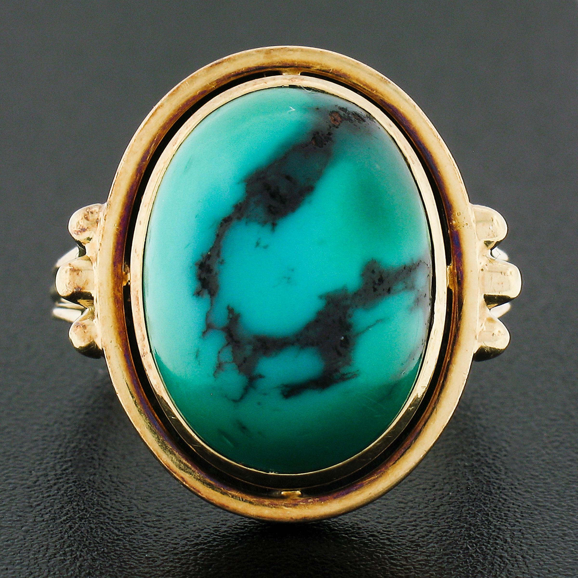grooved cabochon