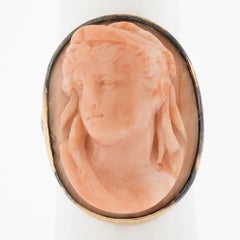 Vintage 14k Yellow Gold Oval Carved Coral Cameo High Relief Bezel Ring