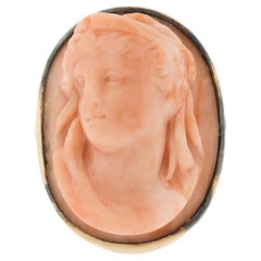 Vintage 14k Yellow Gold Oval Carved Coral Cameo High Relief Bezel Ring