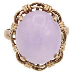 Vintage 14K Yellow Gold Oval Lavender Jade Cocktail Ring
